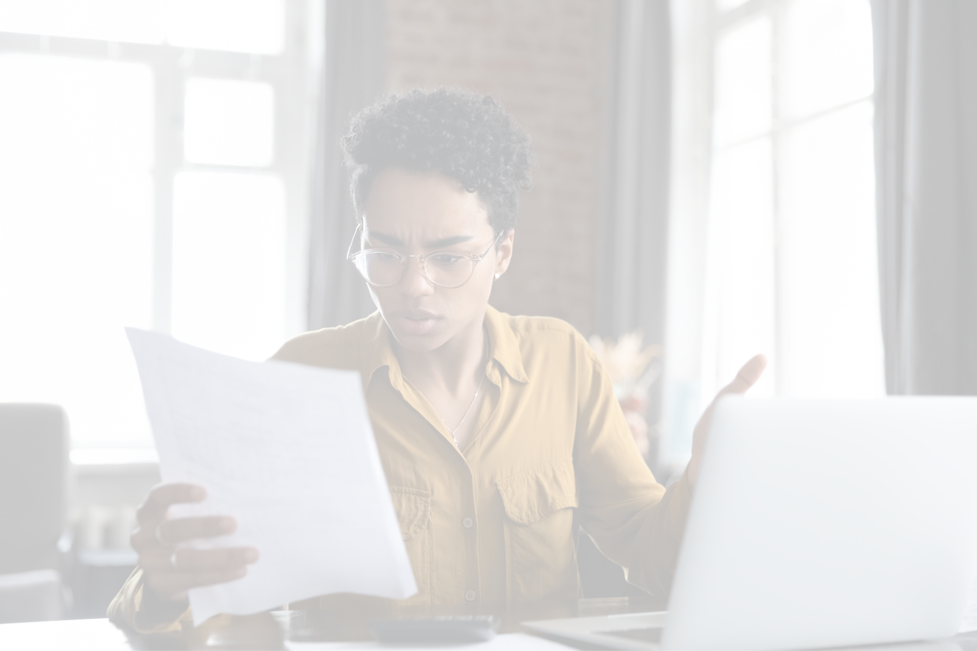header-woman-frustrated-at-computer